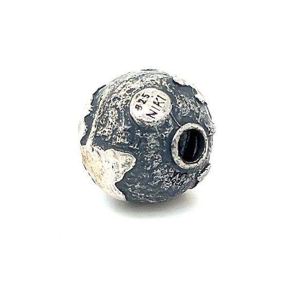Trollbead Niki Big Earth Bead Charm - Picture 2 of 2